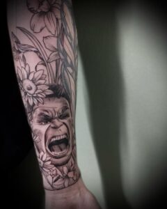 Hulk by:Joerg